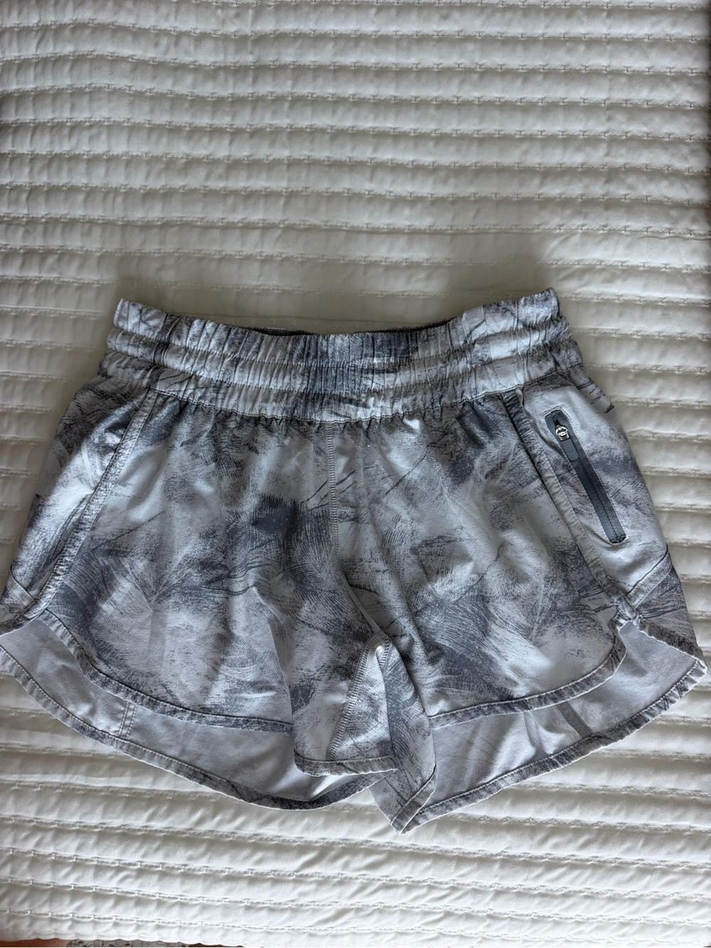 lululemon athletica Women's Gray Patterned Athletic Shorts